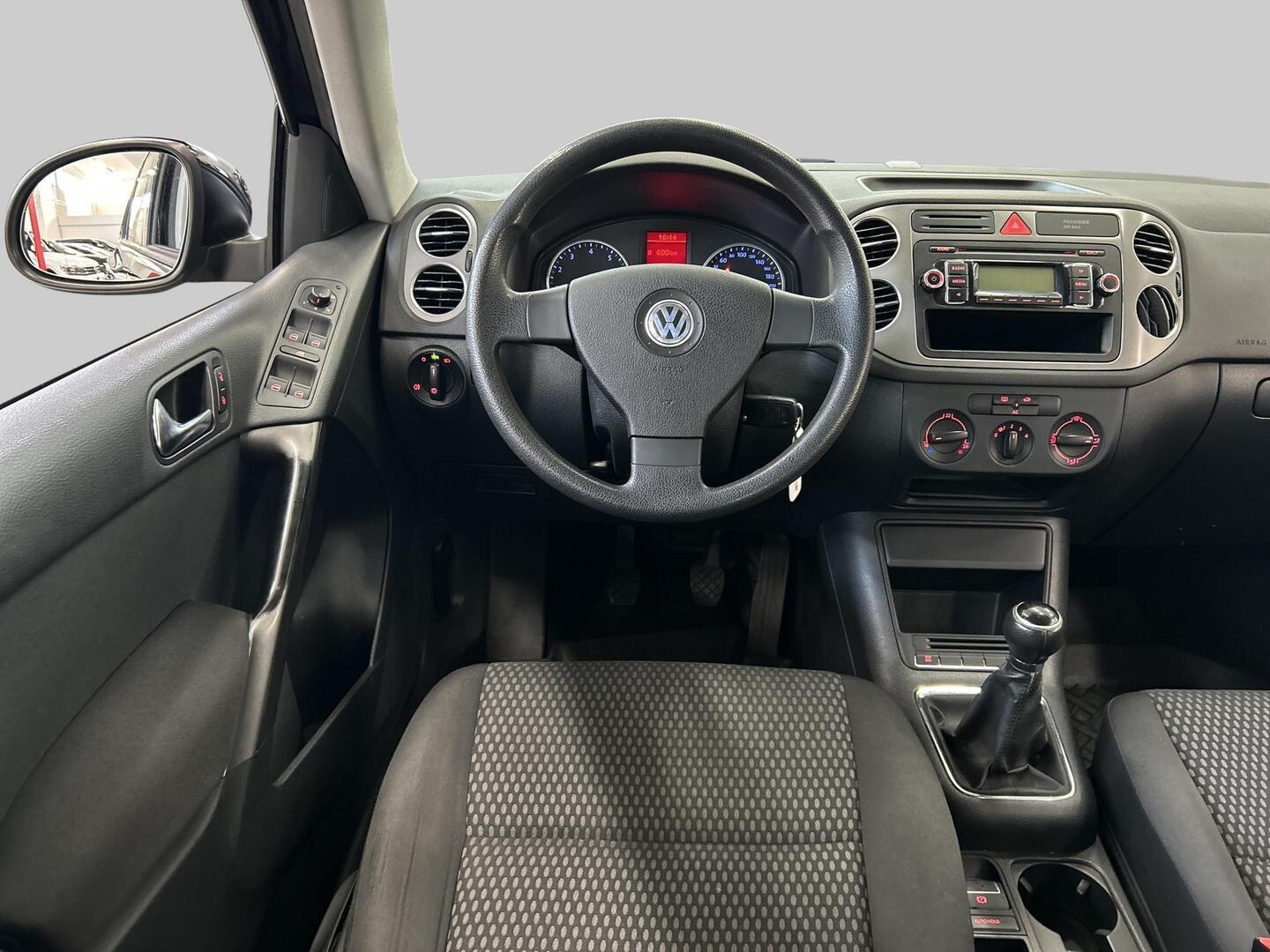 VOLKSWAGEN Tiguan 2009