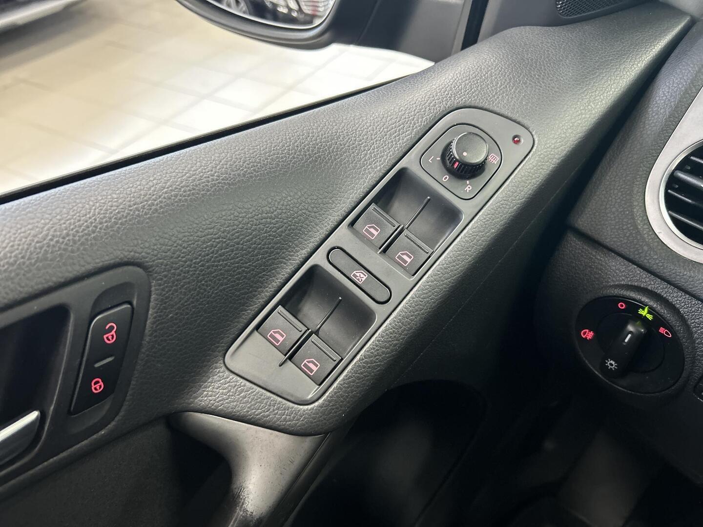 VOLKSWAGEN Tiguan 2009