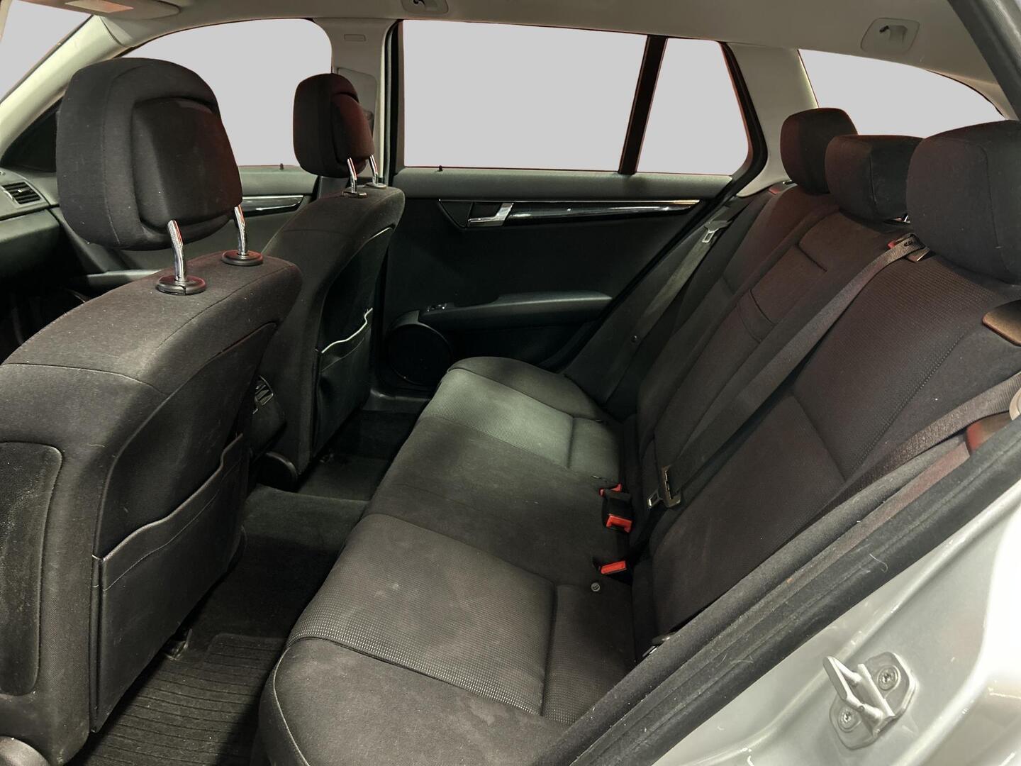 MERCEDES-BENZ C 2010