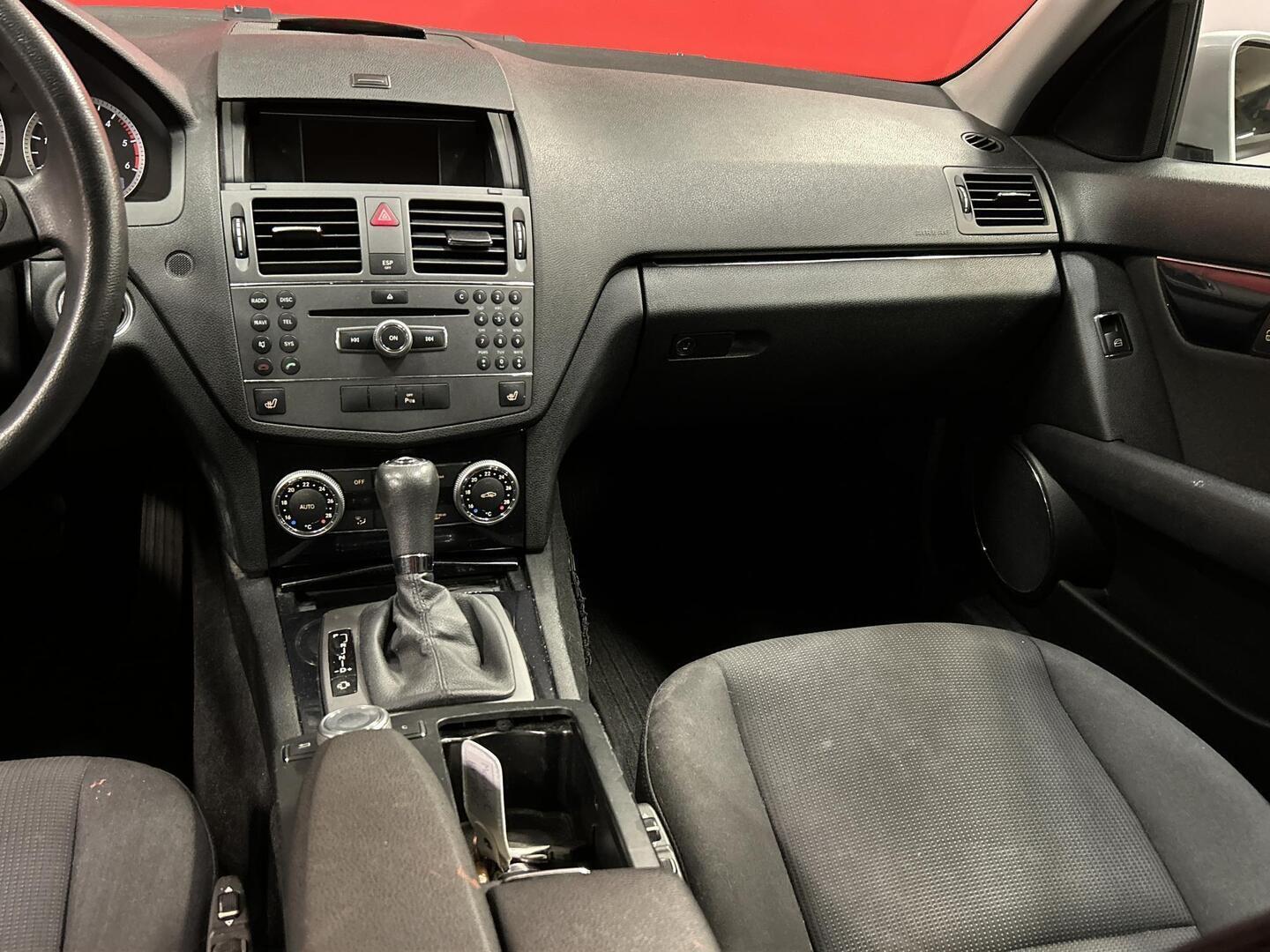 MERCEDES-BENZ C 2010