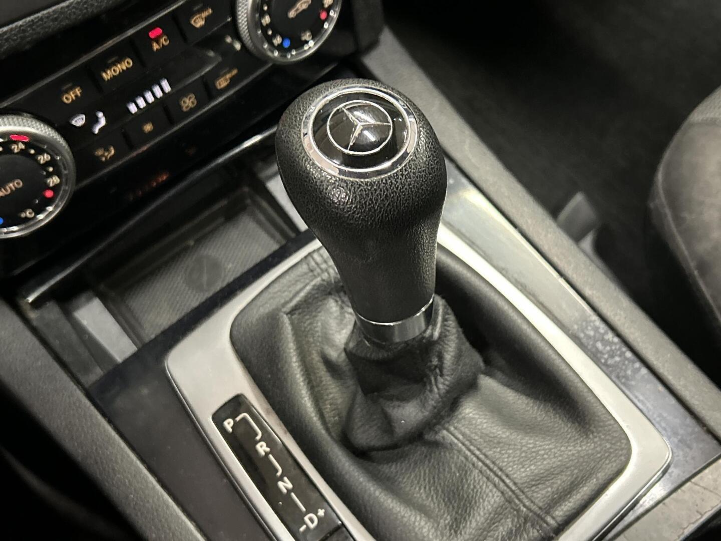 MERCEDES-BENZ C 2010