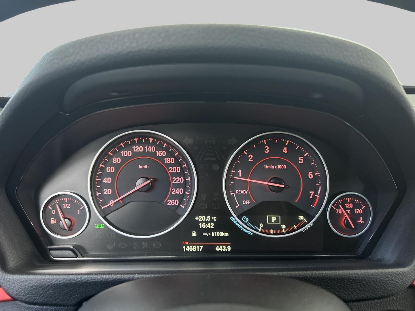 BMW 320 Gran Turismo 2013