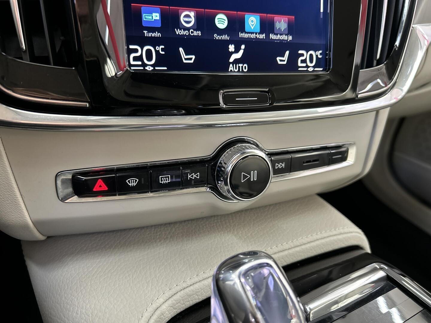 VOLVO V90 2017