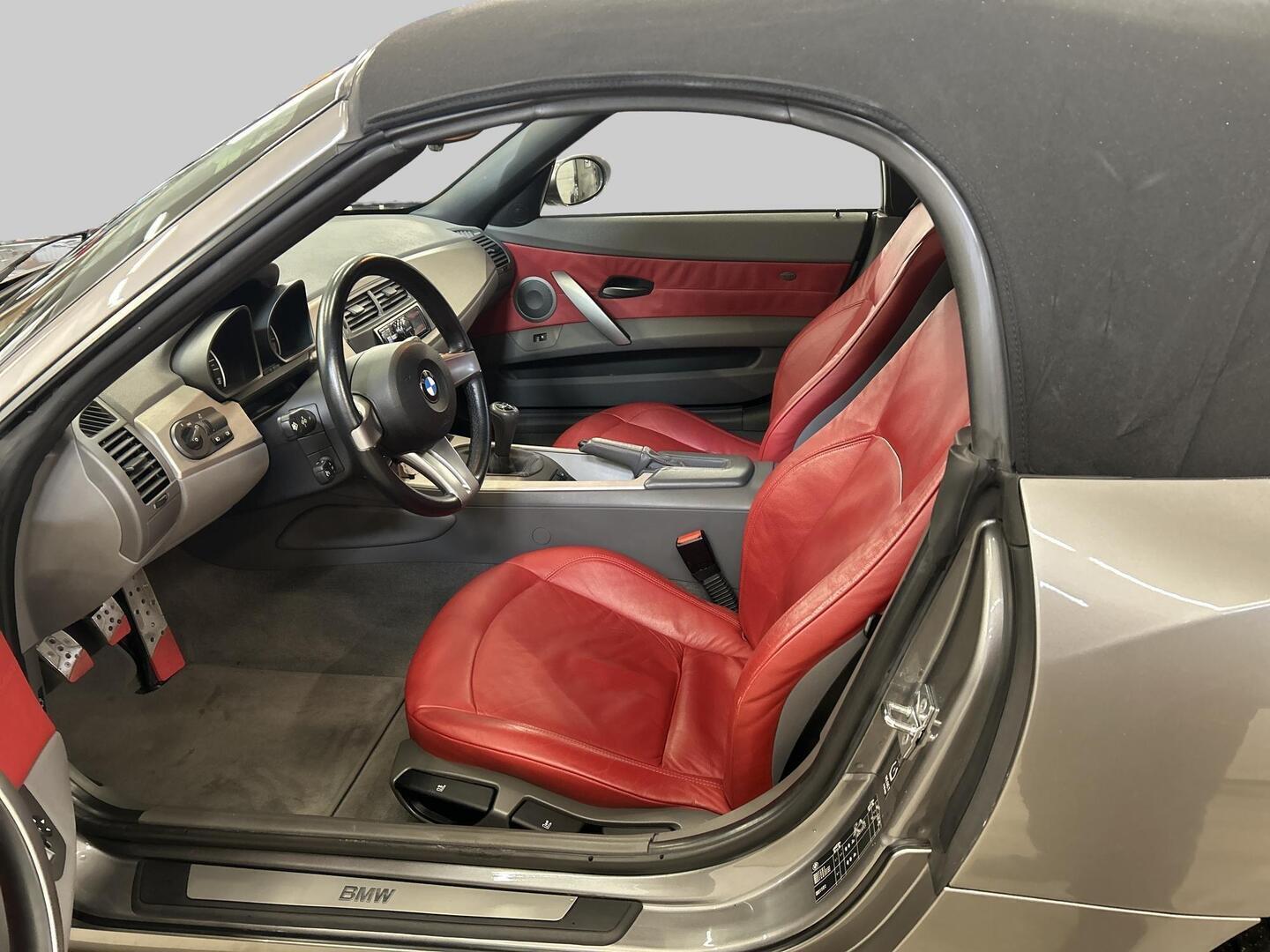 BMW Z4 2003