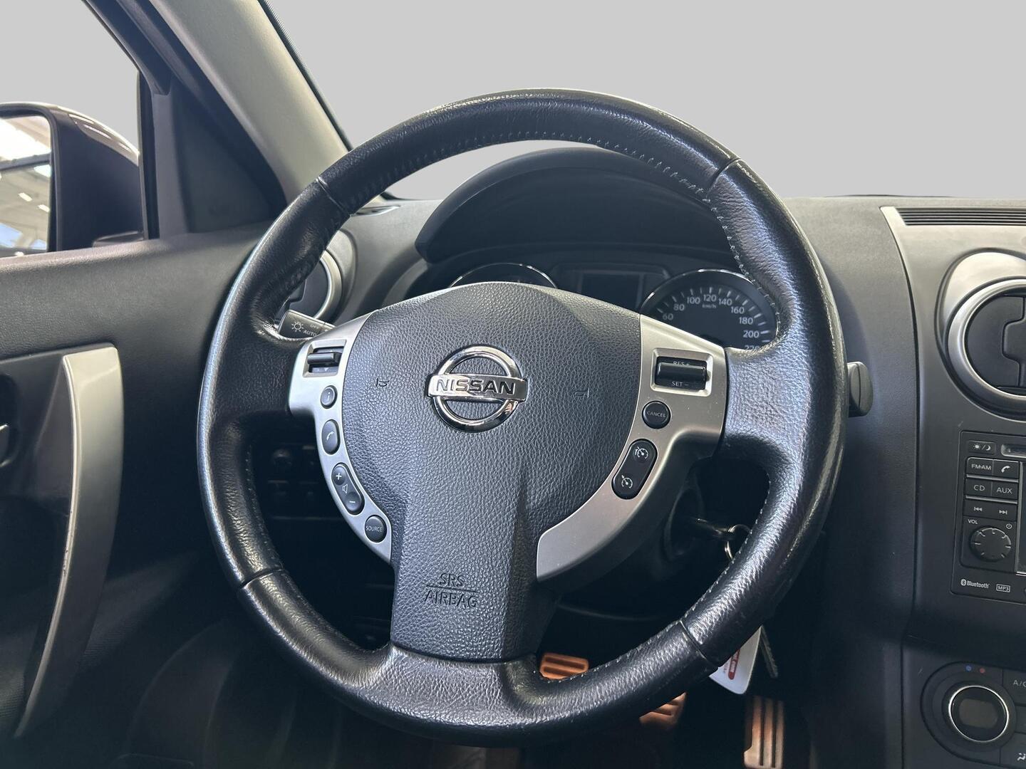 NISSAN Qashqai 2011
