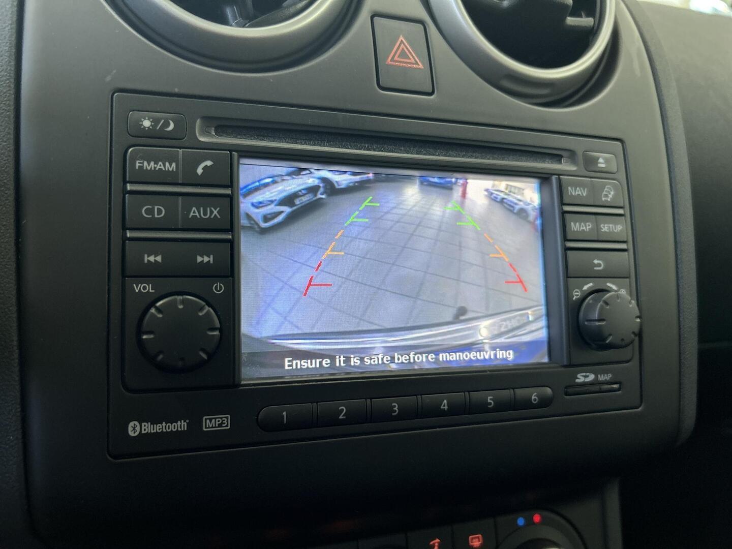 NISSAN Qashqai 2011