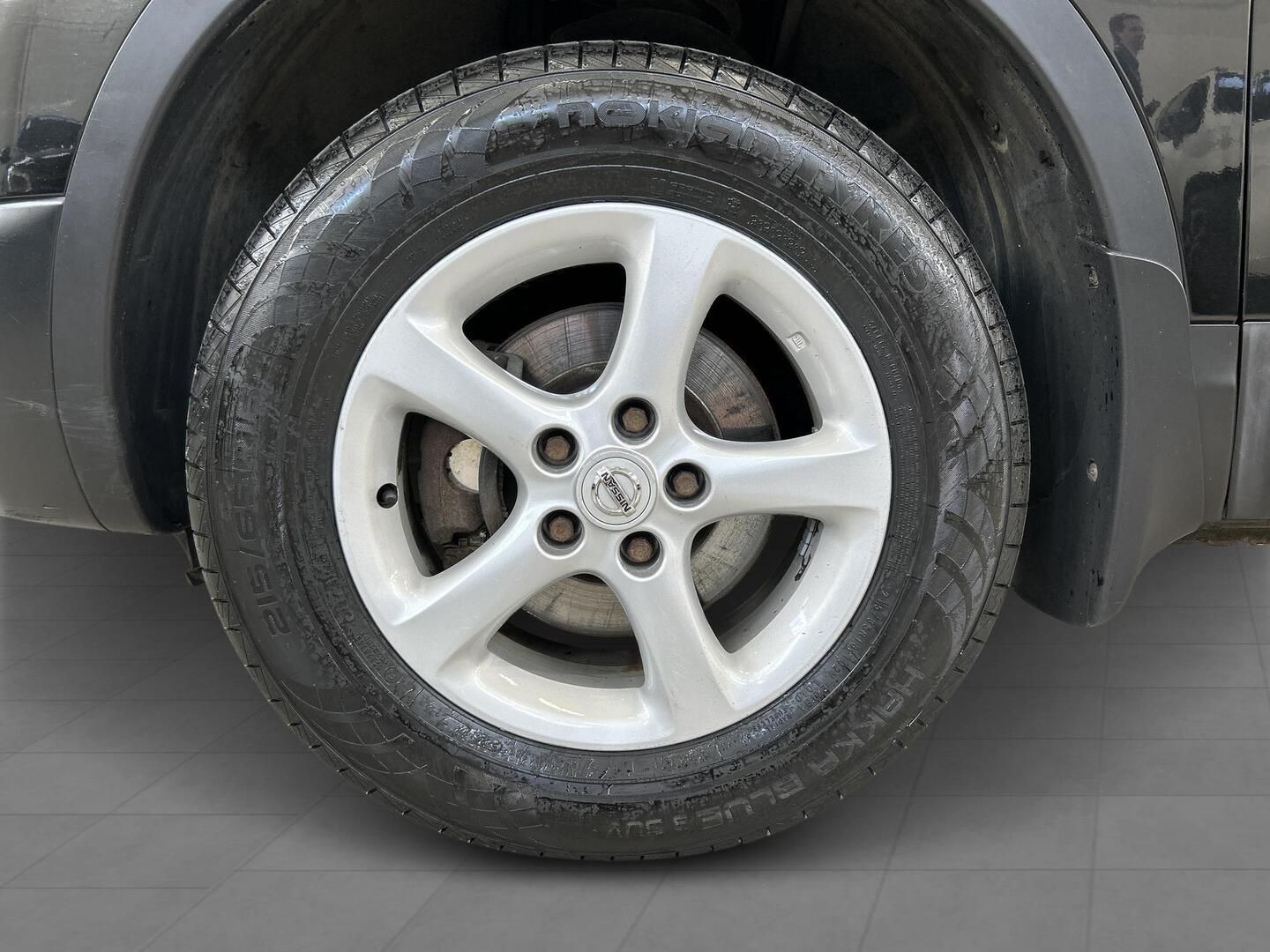 NISSAN Qashqai 2011