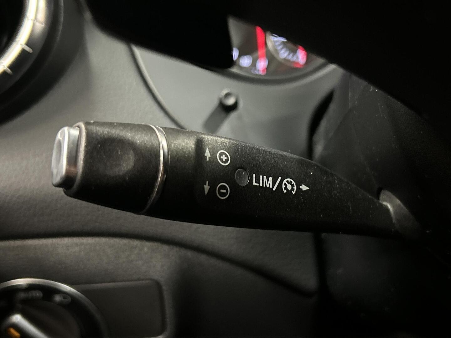 MERCEDES-BENZ CLA 2018