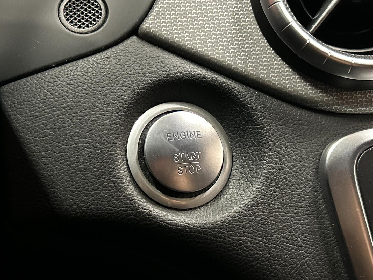 MERCEDES-BENZ CLA 2018