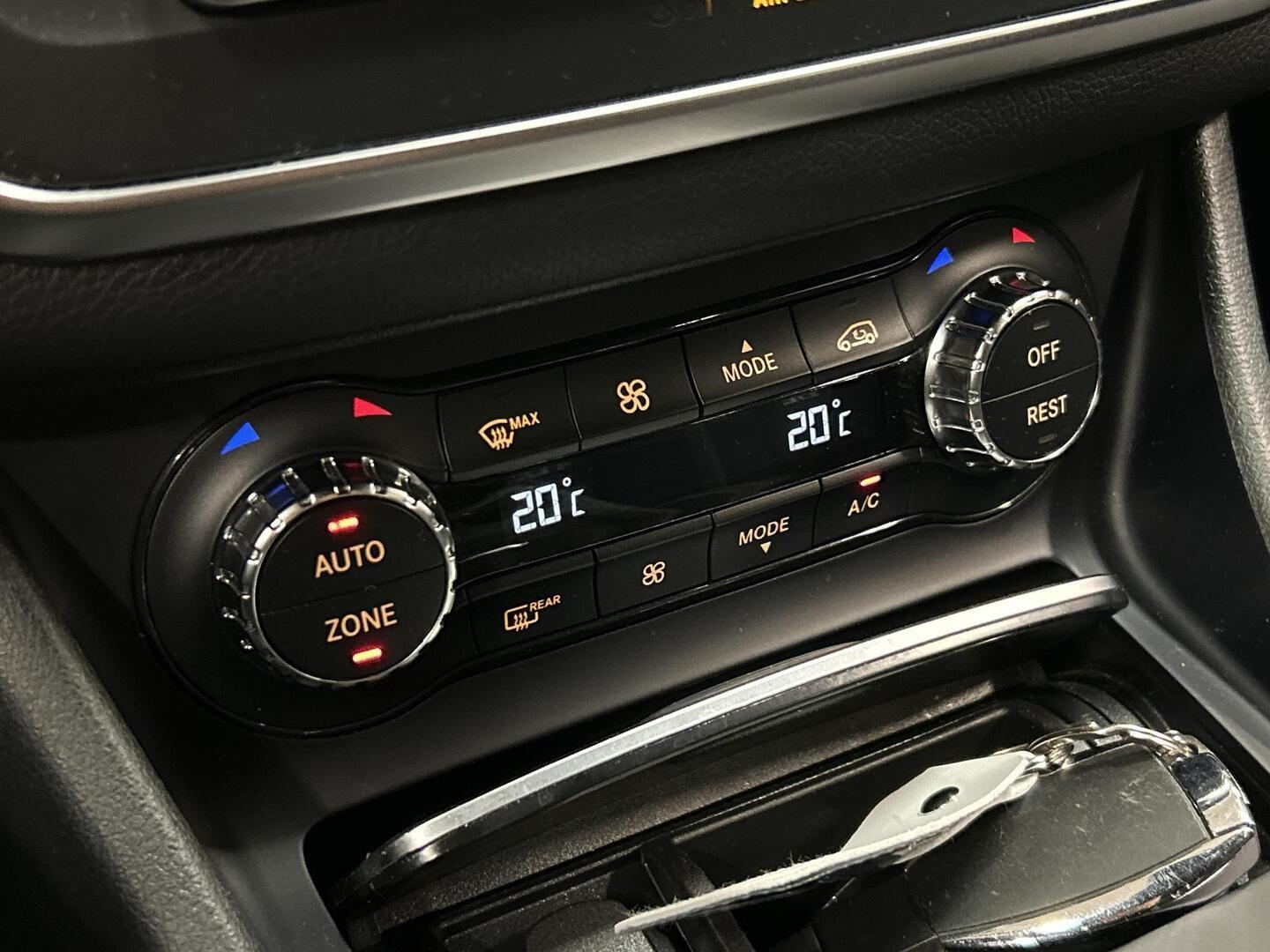 MERCEDES-BENZ CLA 2018