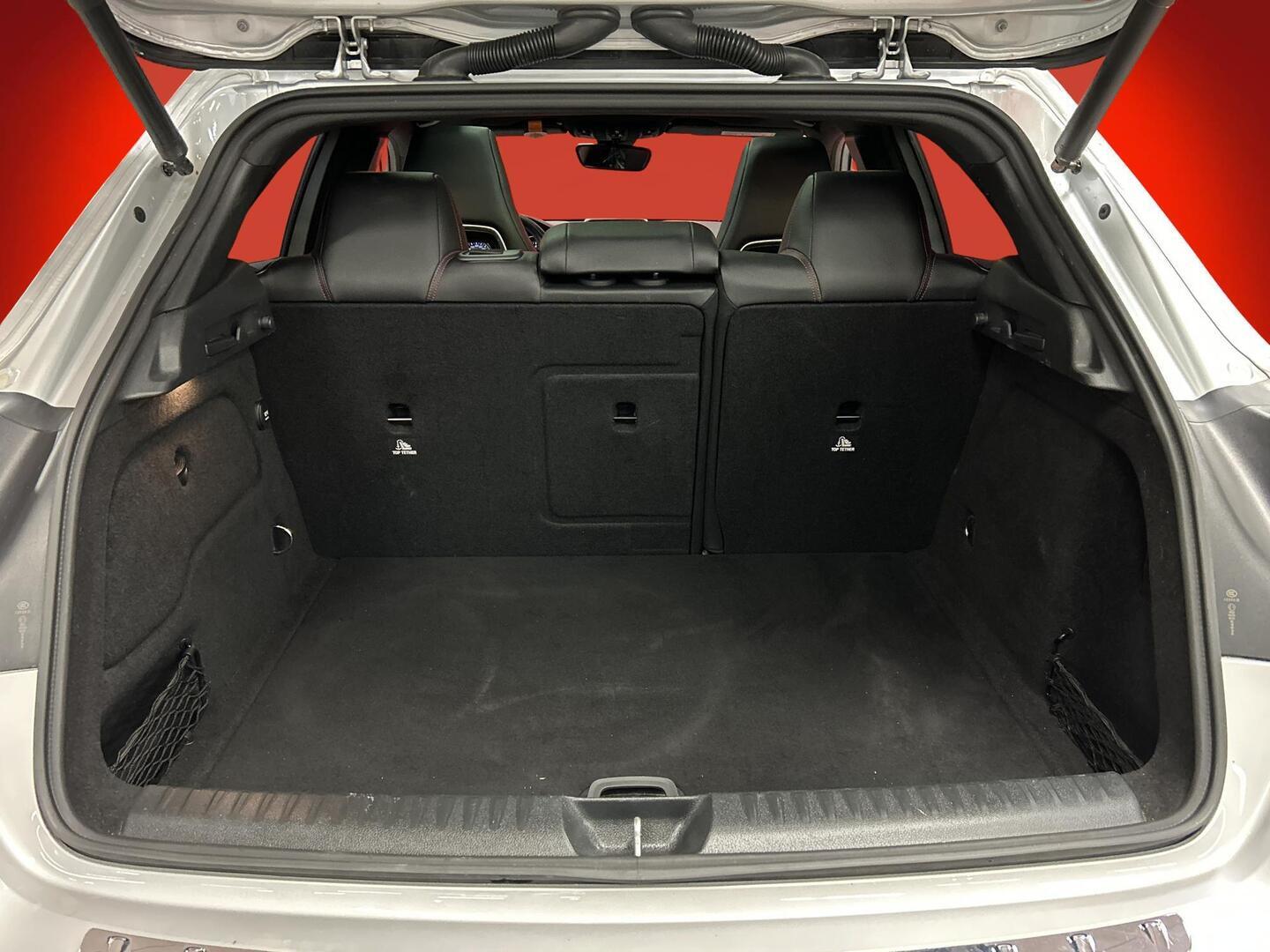 MERCEDES-BENZ GLA 2015