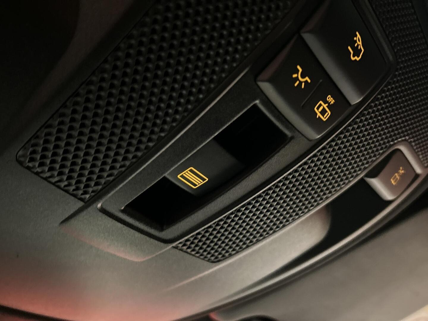 MERCEDES-BENZ GLA 2015