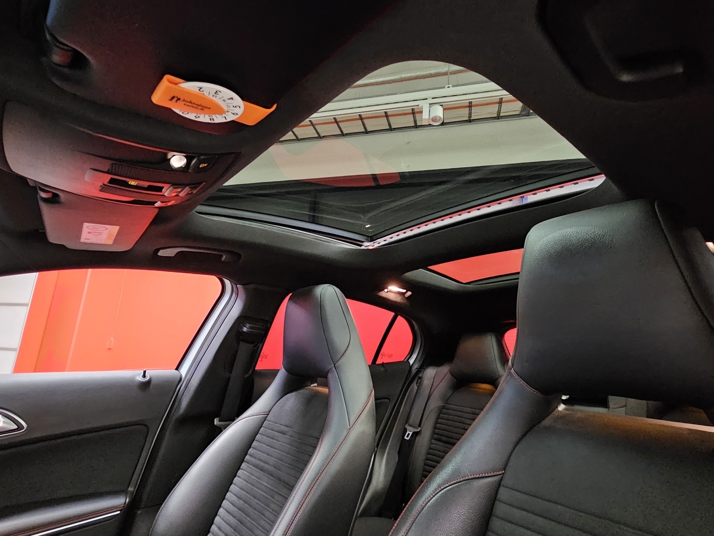 MERCEDES-BENZ GLA 2015