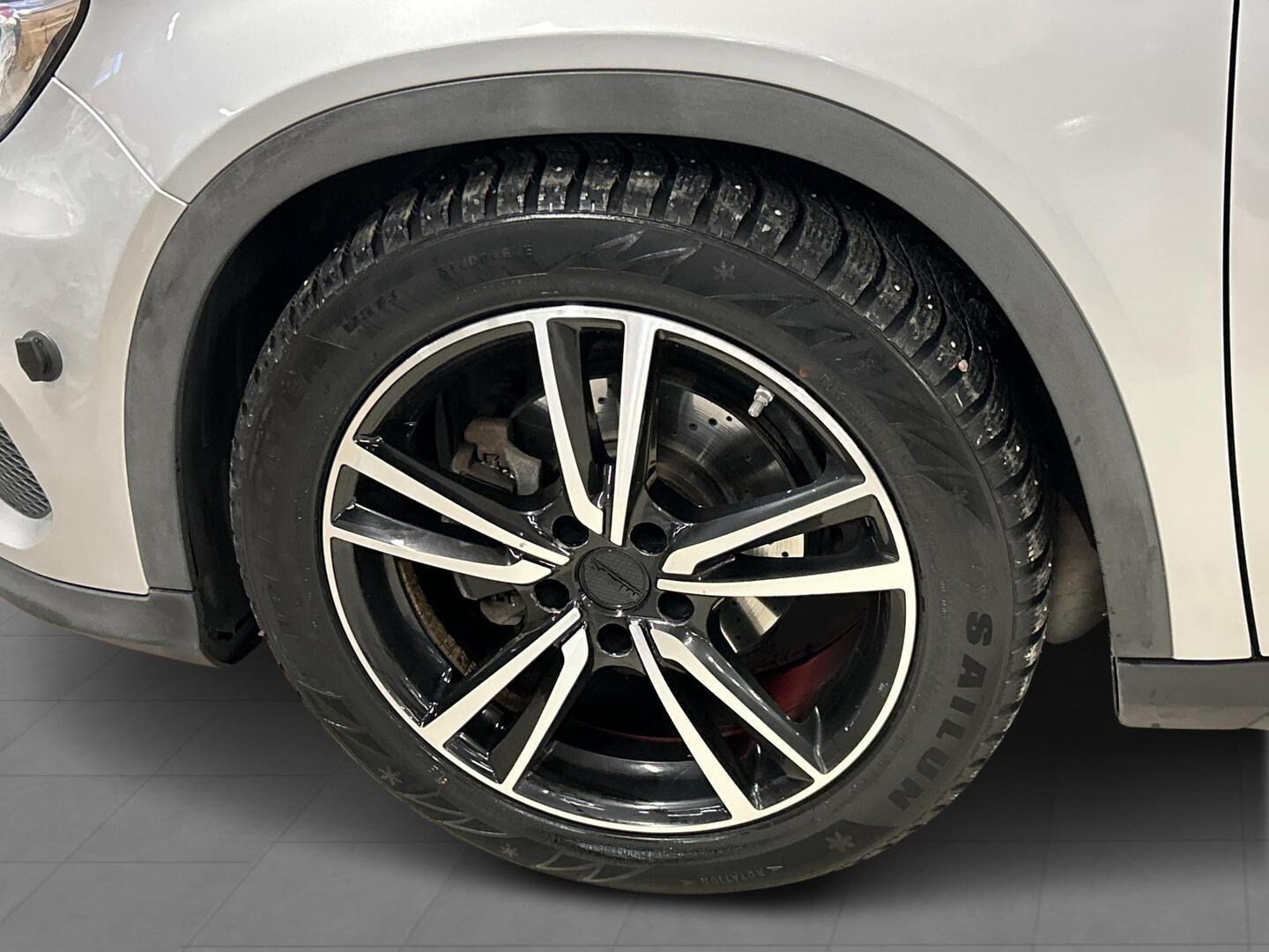 MERCEDES-BENZ GLA 2015