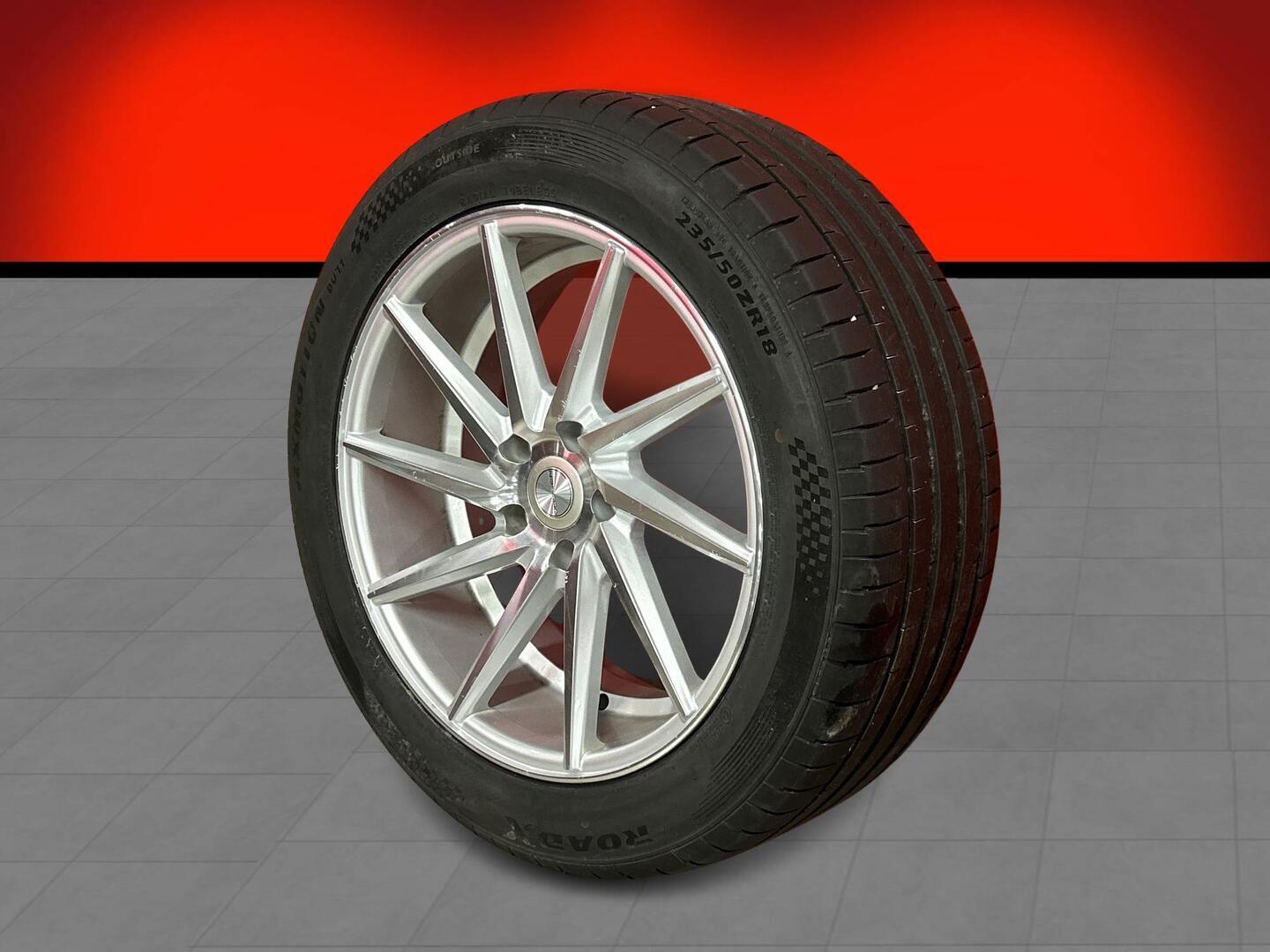 MERCEDES-BENZ GLA 2015