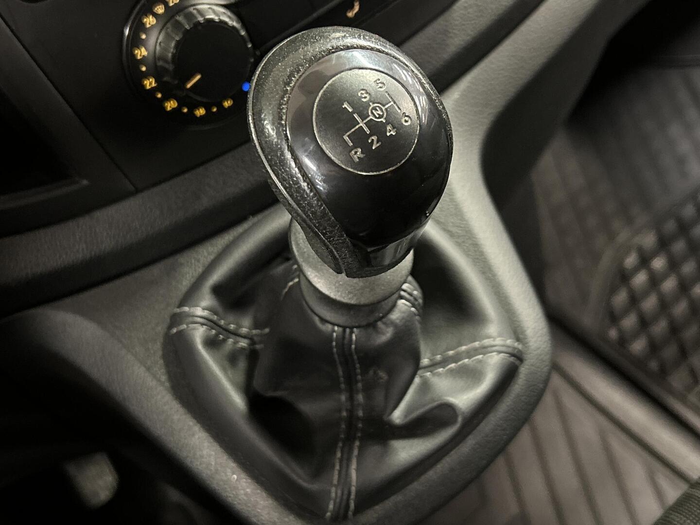 MERCEDES-BENZ Vito 2019