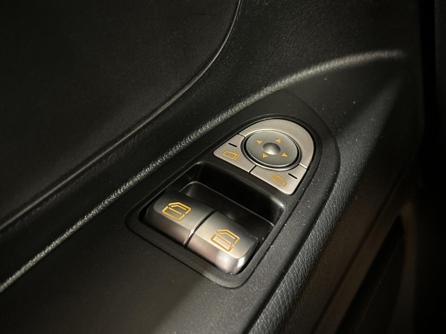 MERCEDES-BENZ Vito 2019