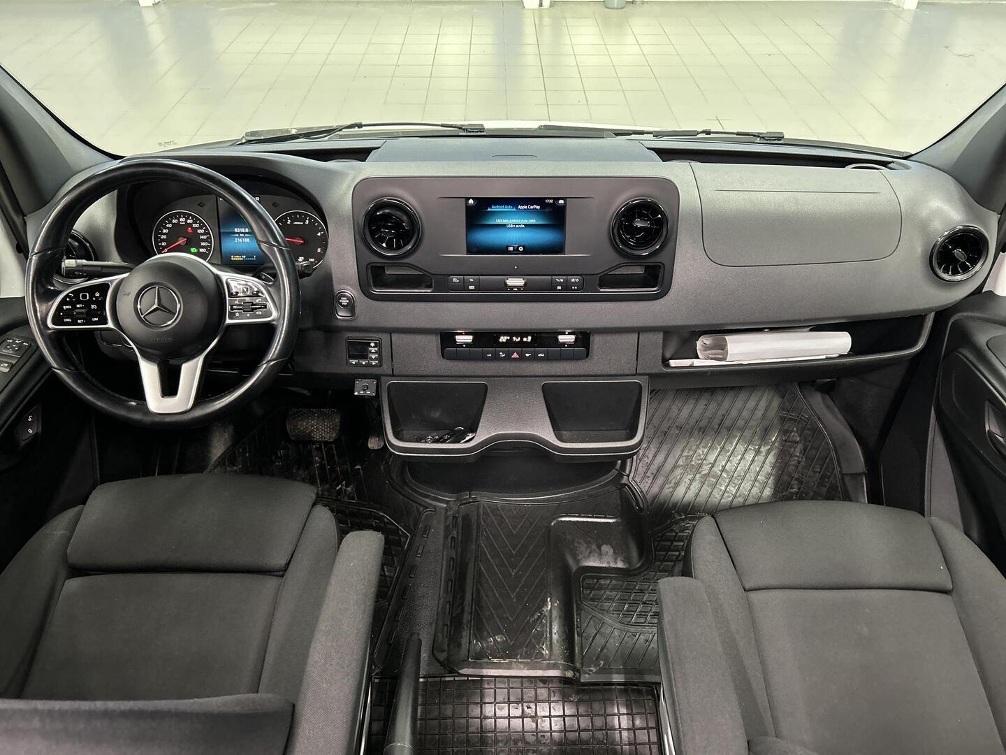 MERCEDES-BENZ Sprinter 2019