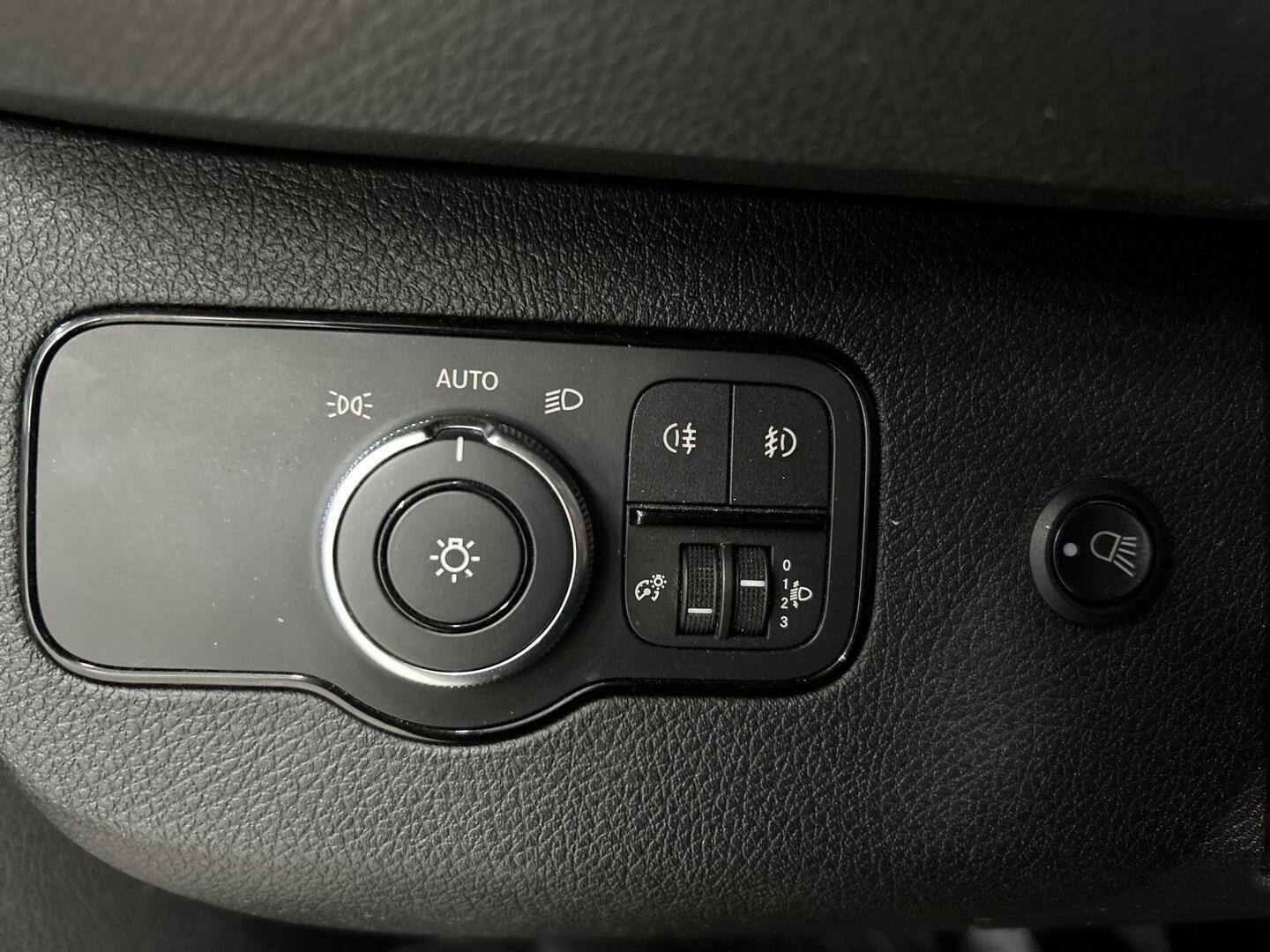 MERCEDES-BENZ Sprinter 2019