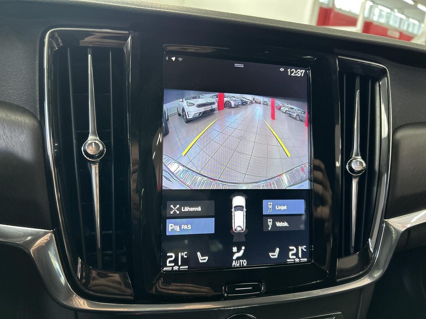VOLVO V90 Cross Country 2018