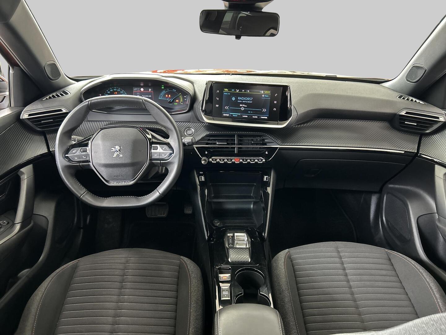 PEUGEOT e-2008 2023
