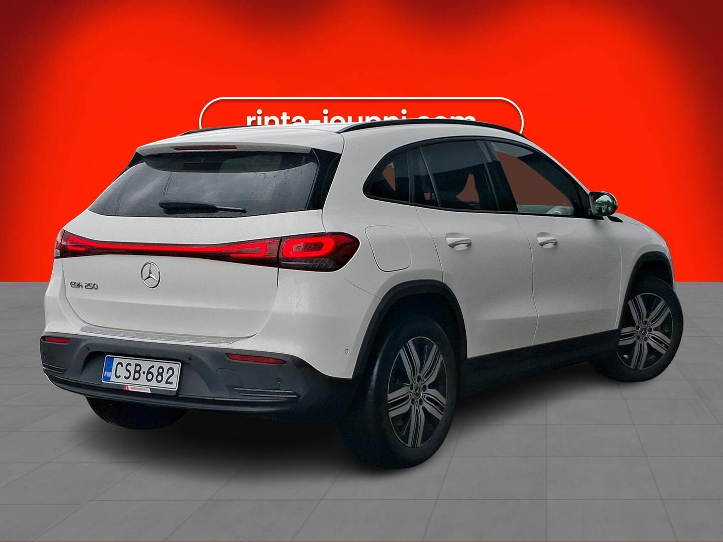 MERCEDES-BENZ EQA 2022