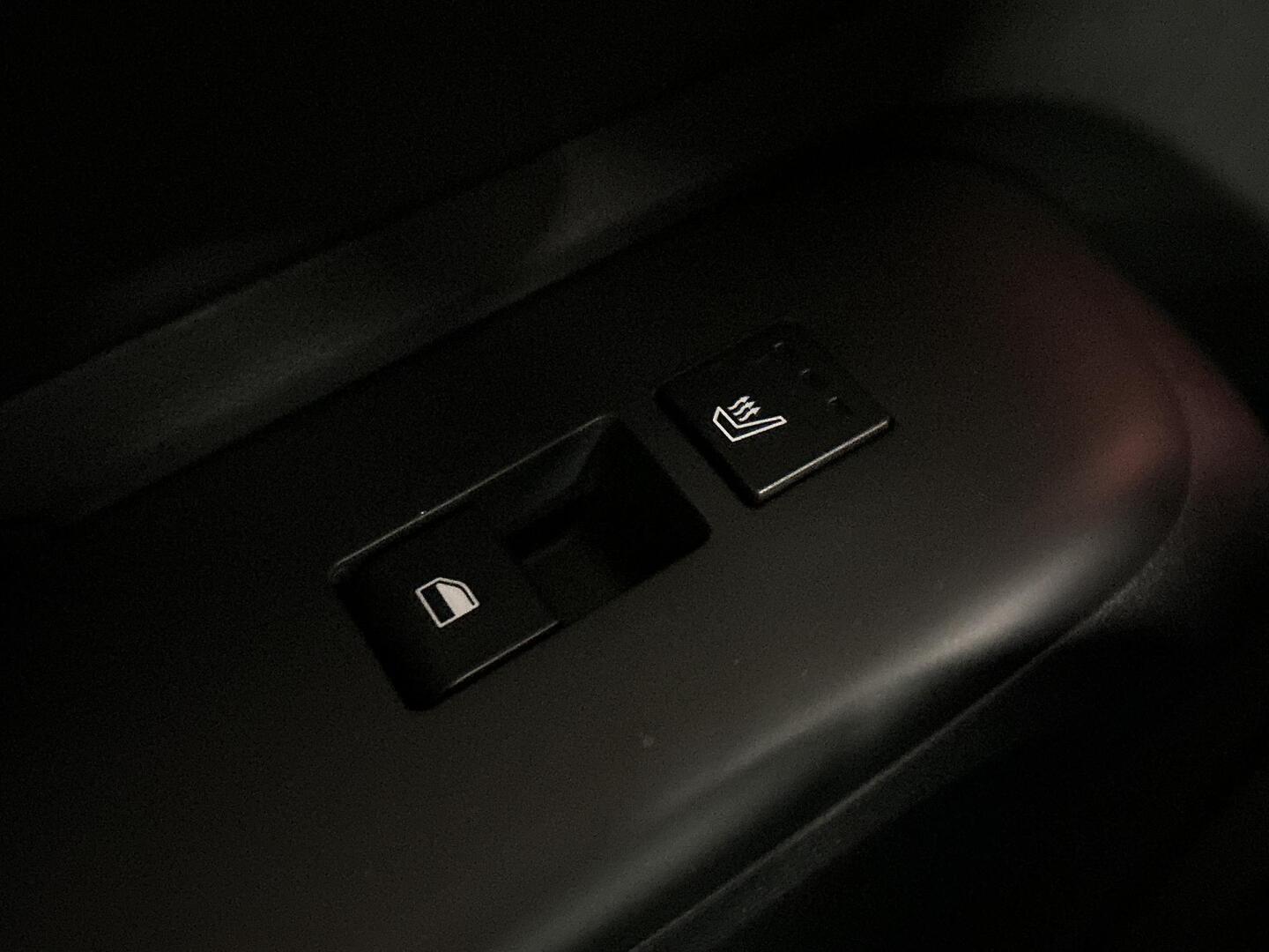 HYUNDAI KONA ELECTRIC 2025