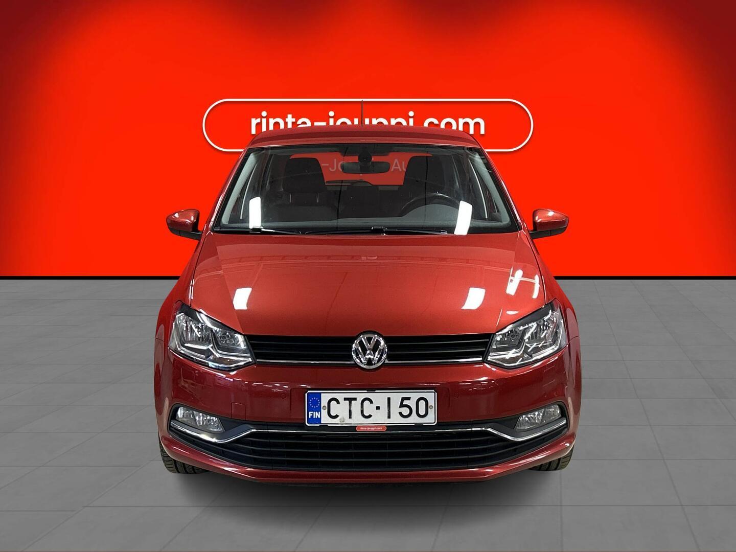 VOLKSWAGEN Polo 2015