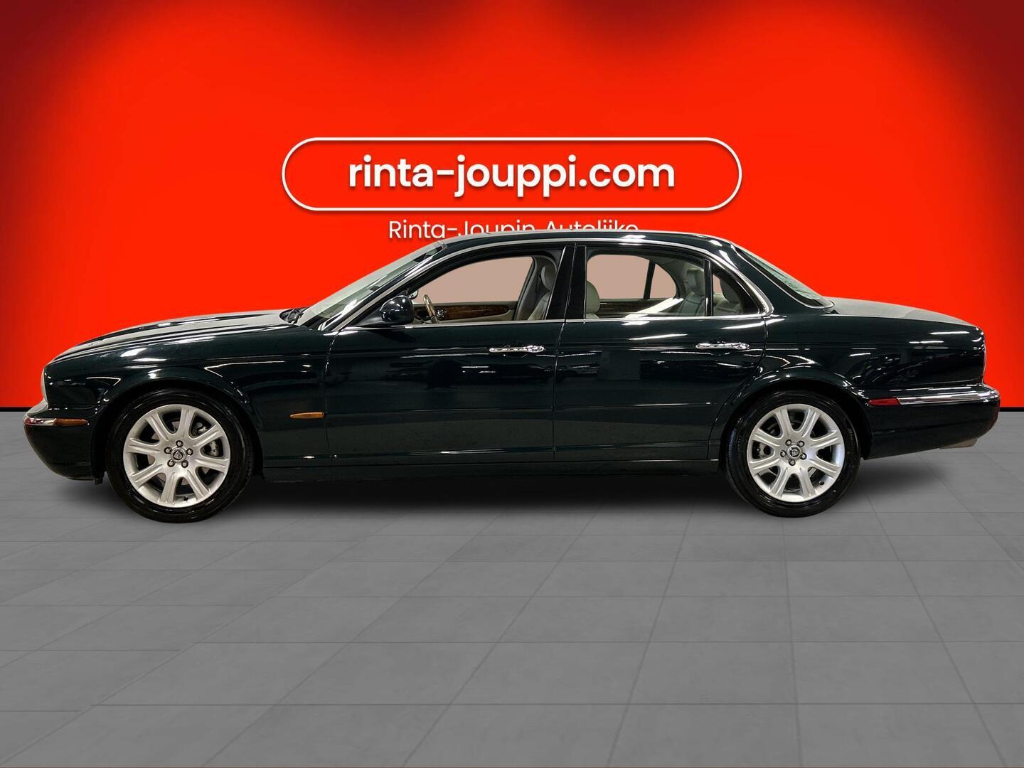 JAGUAR XJ8 2004