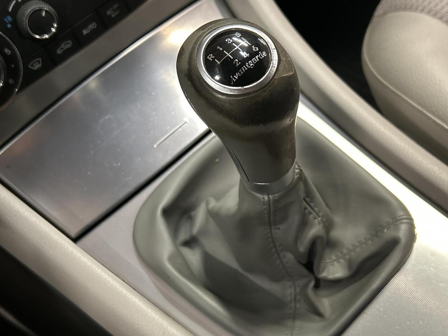 MERCEDES-BENZ C 2005