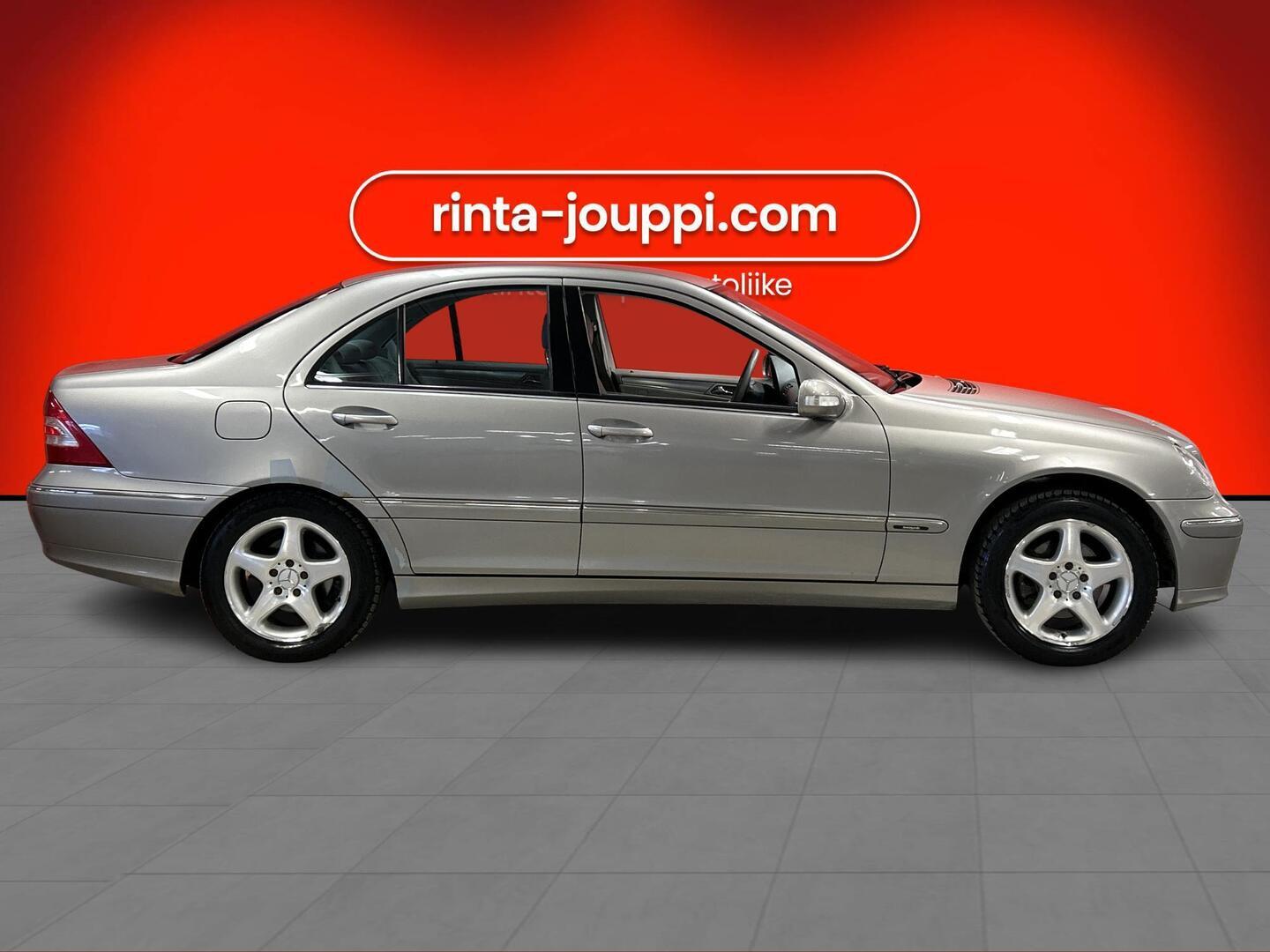 MERCEDES-BENZ C 2005