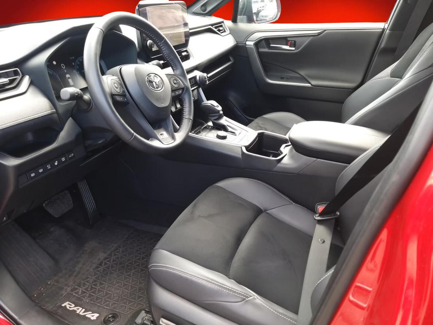TOYOTA RAV4 PLUG-IN 2023
