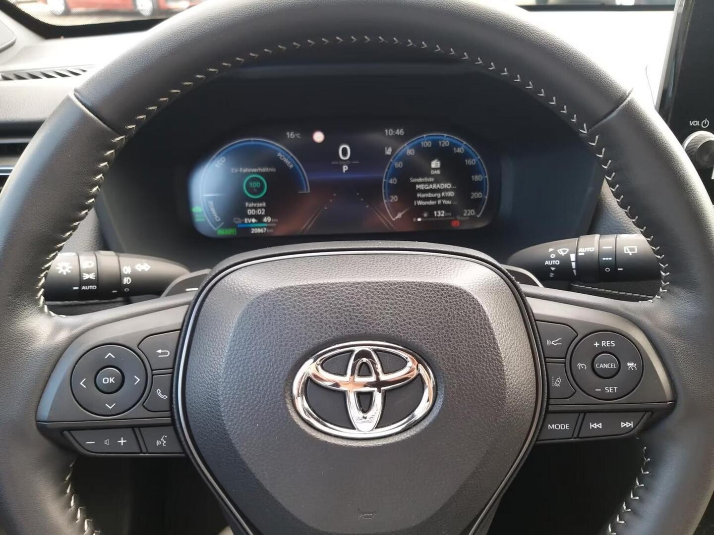 TOYOTA RAV4 PLUG-IN 2023