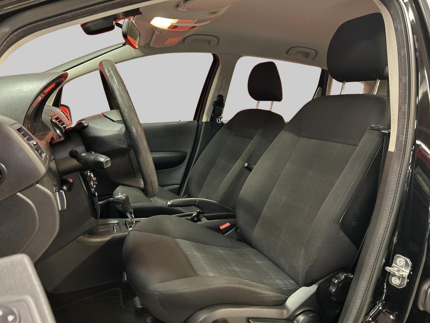 MERCEDES-BENZ A 2010