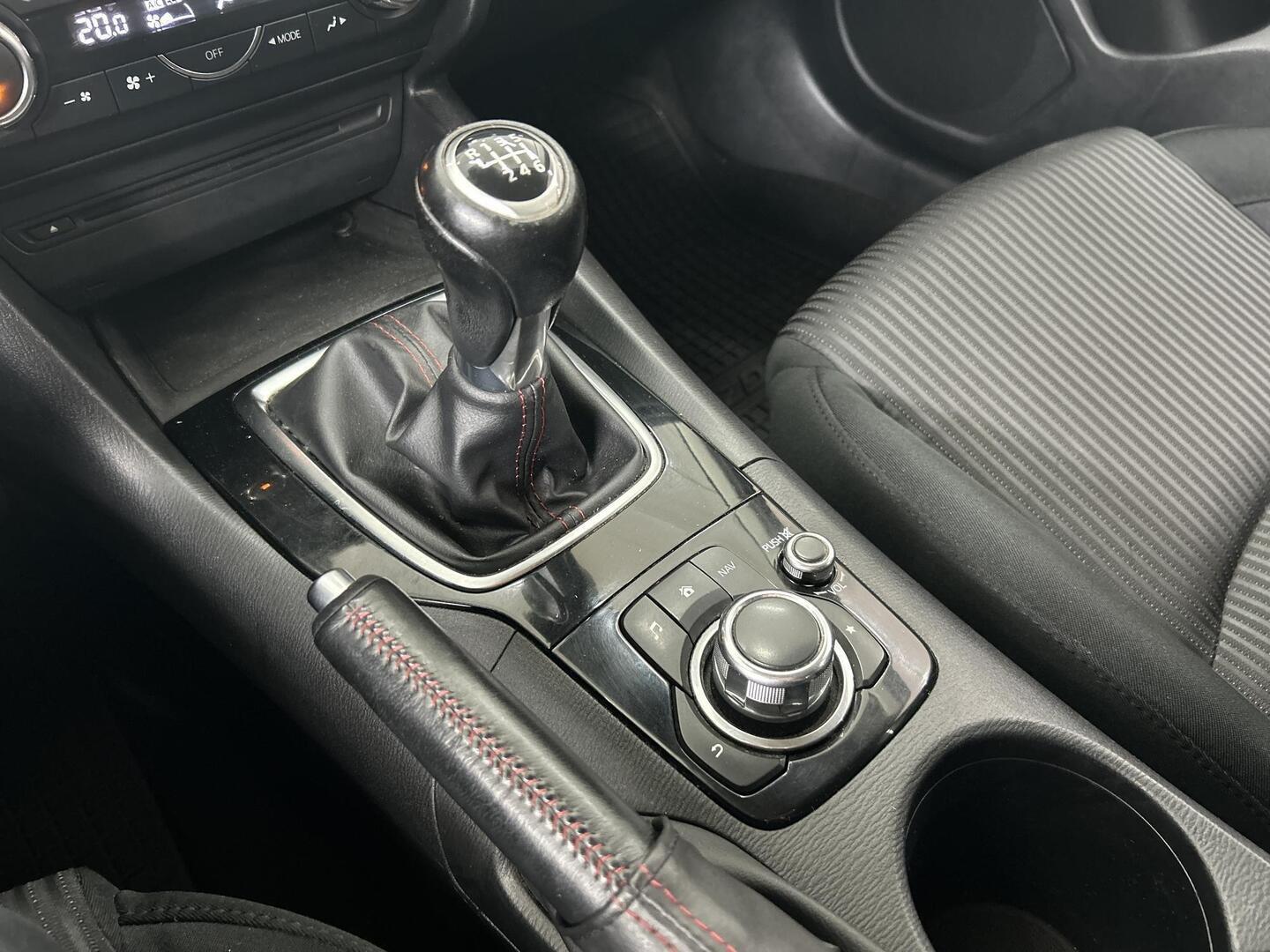 MAZDA Mazda3 2013