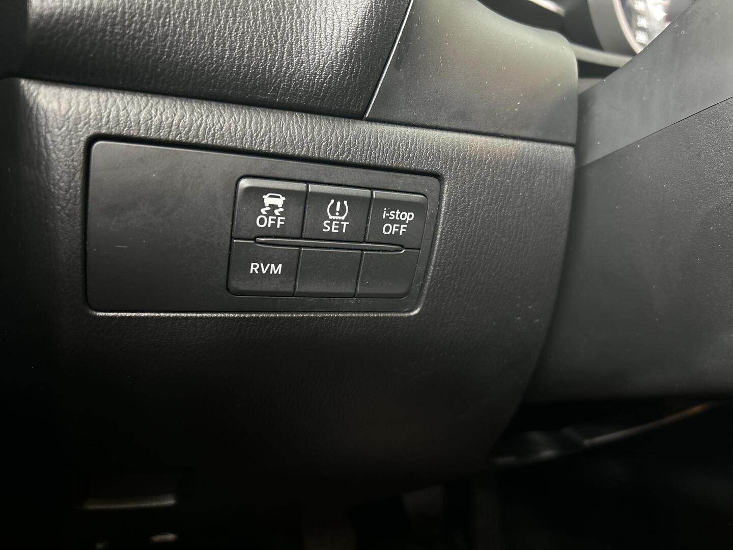 MAZDA Mazda3 2013