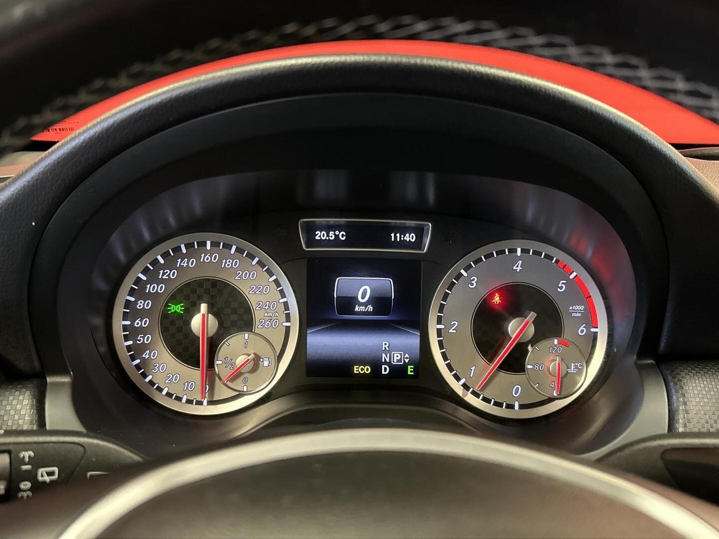 MERCEDES-BENZ A 2014