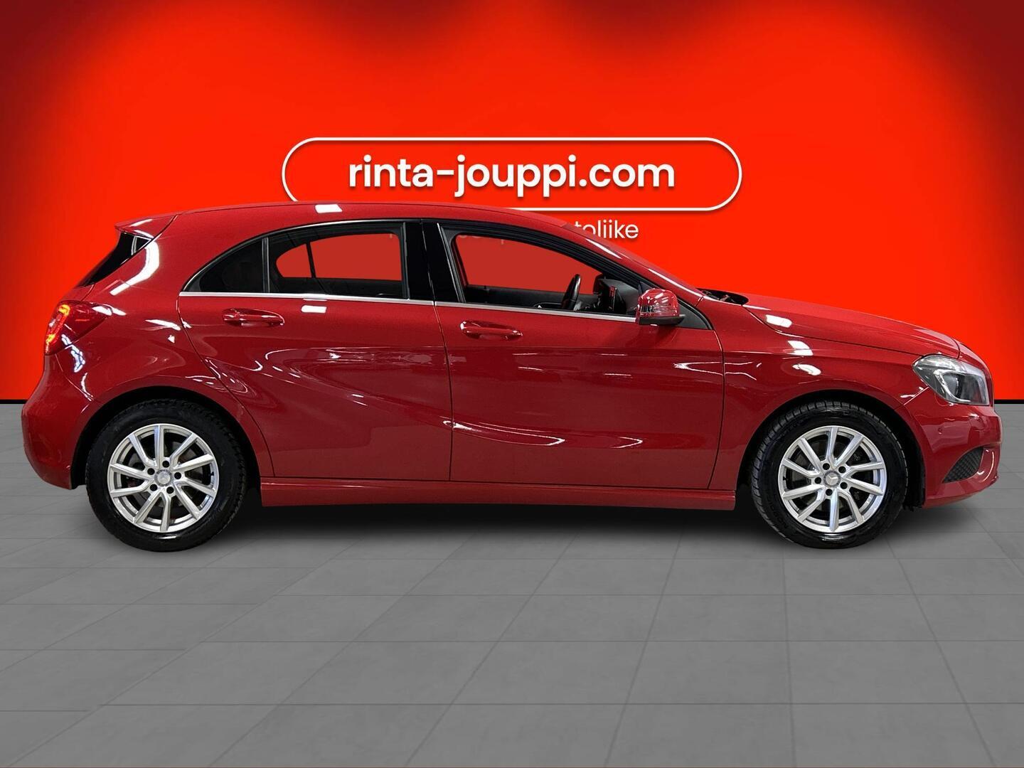 MERCEDES-BENZ A 2014