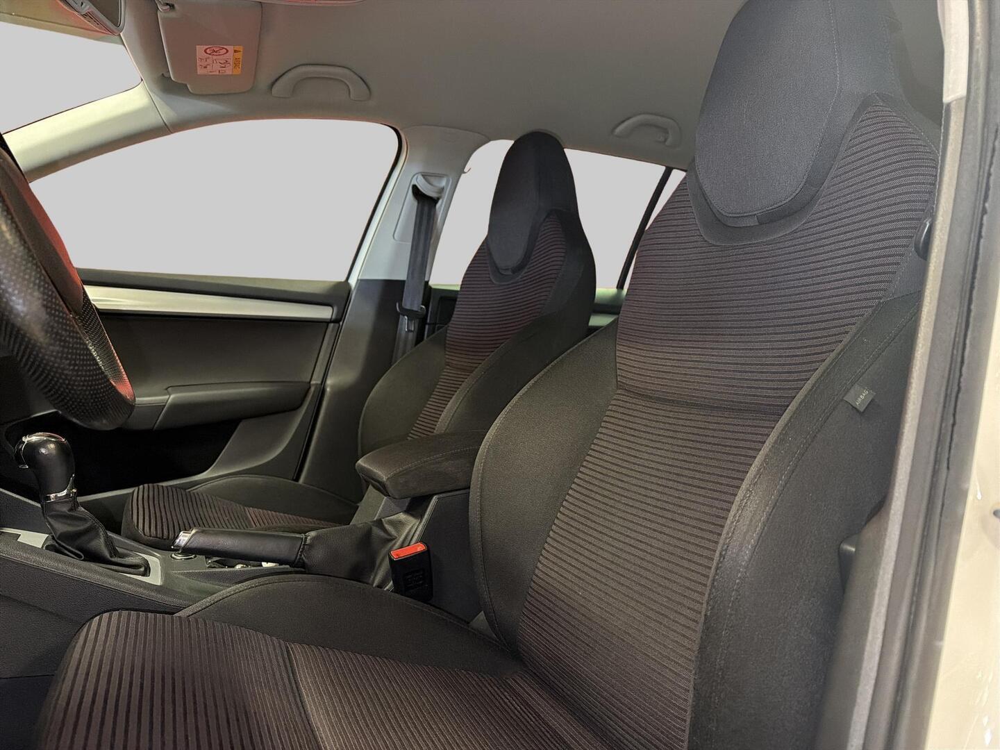 SKODA Octavia 2015