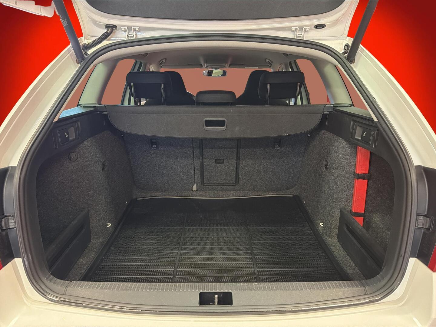 SKODA Octavia 2015