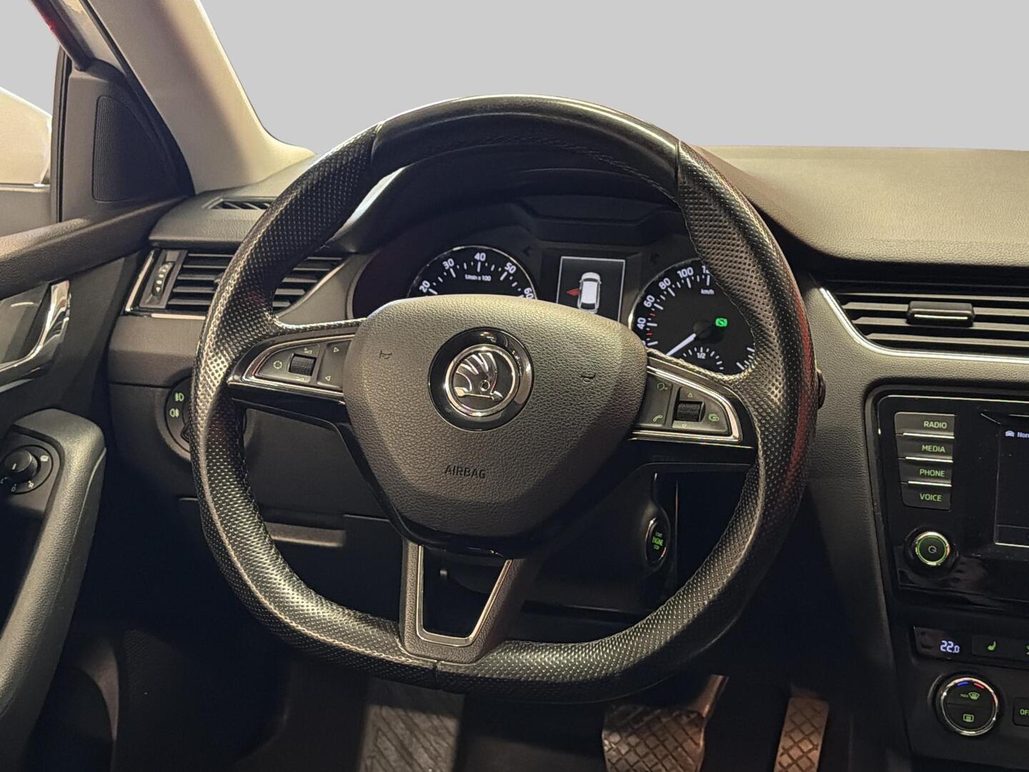 SKODA Octavia 2015