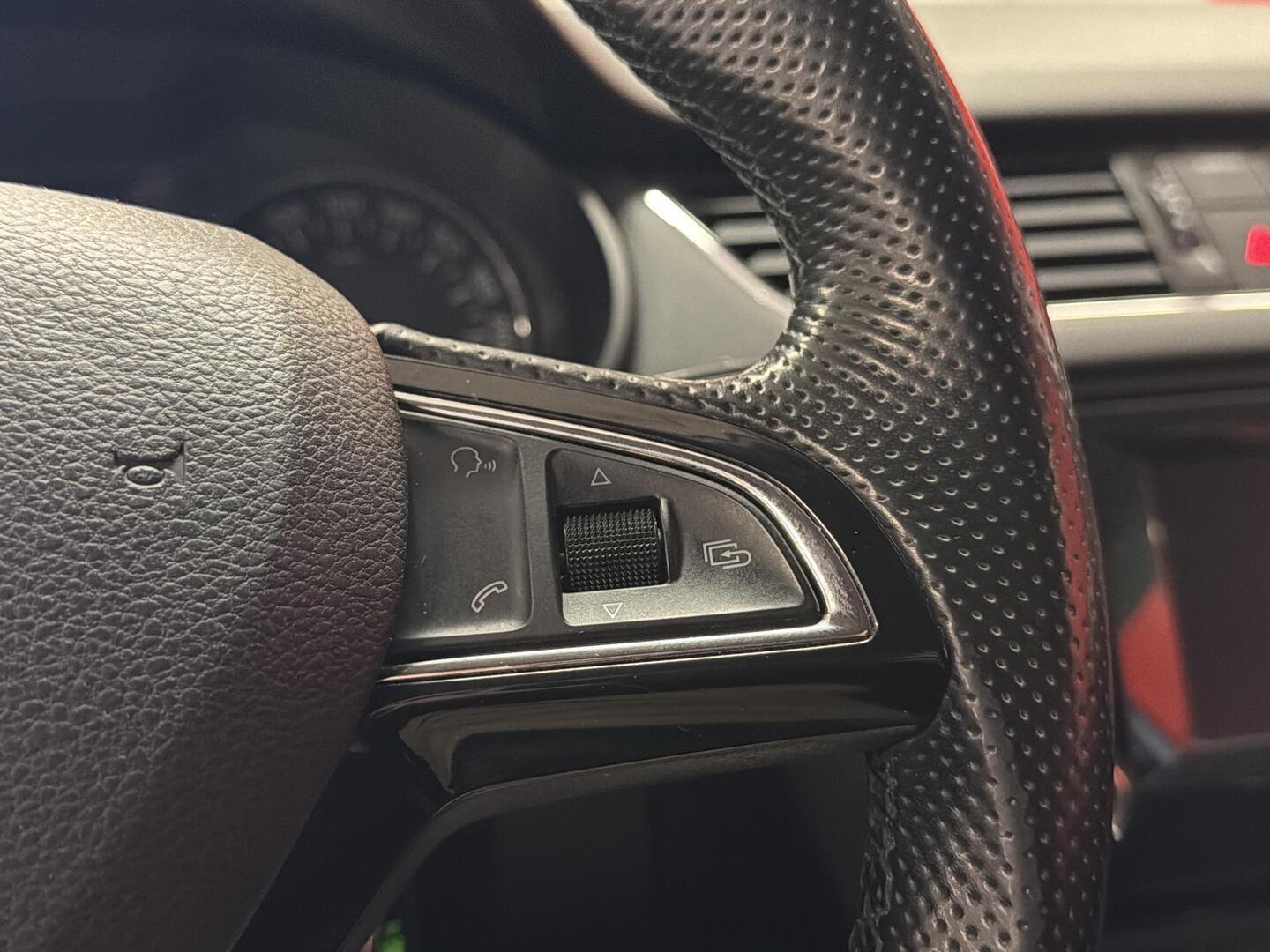 SKODA Octavia 2015