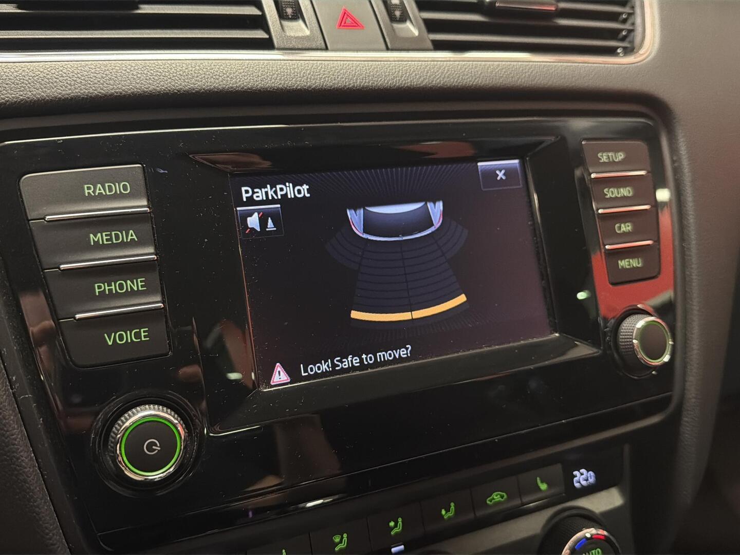 SKODA Octavia 2015