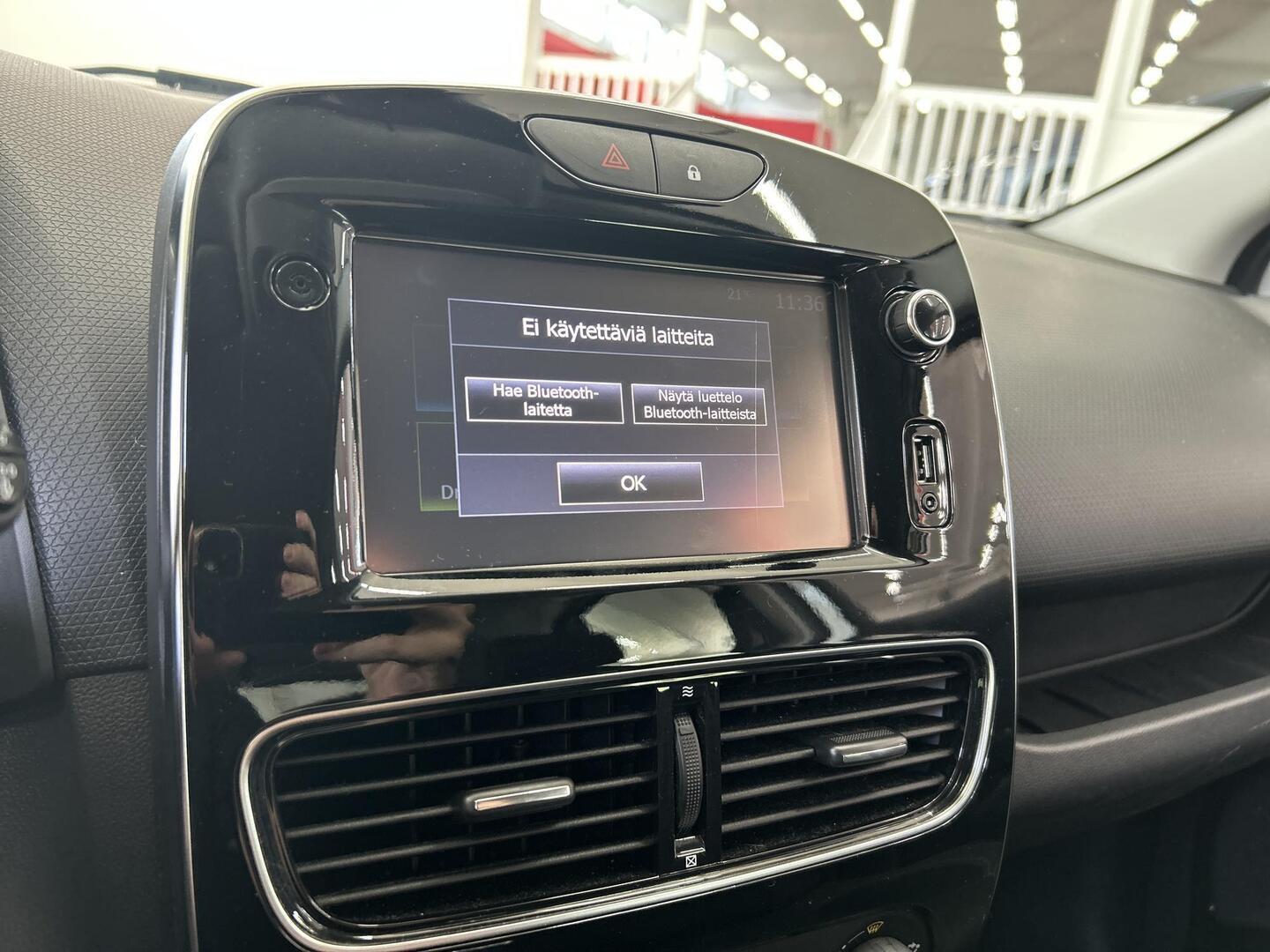 RENAULT Clio 2018