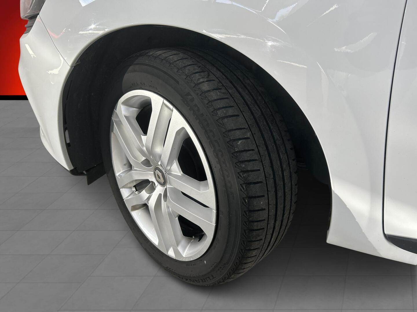 RENAULT Clio 2018
