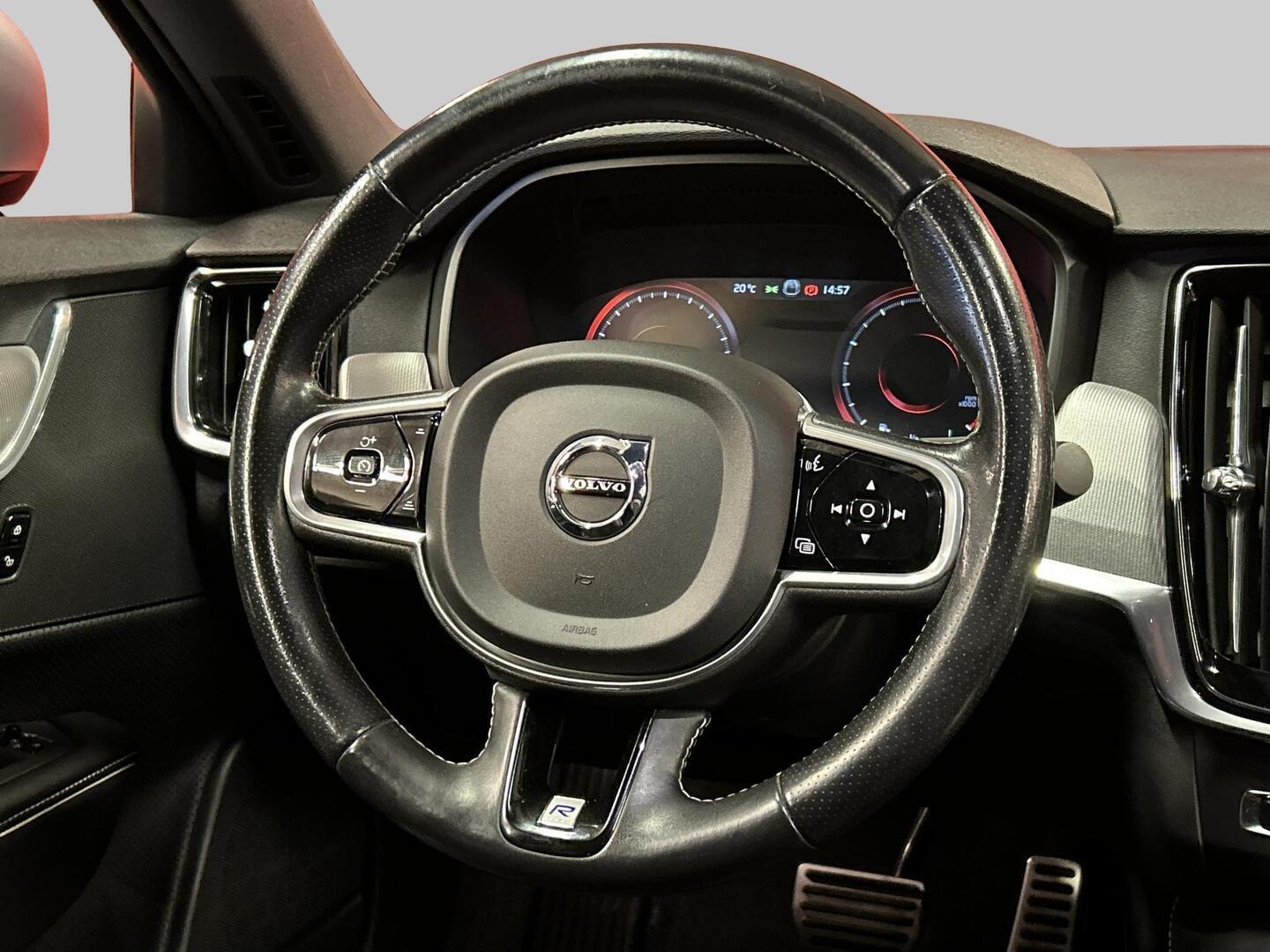 VOLVO S90 2017