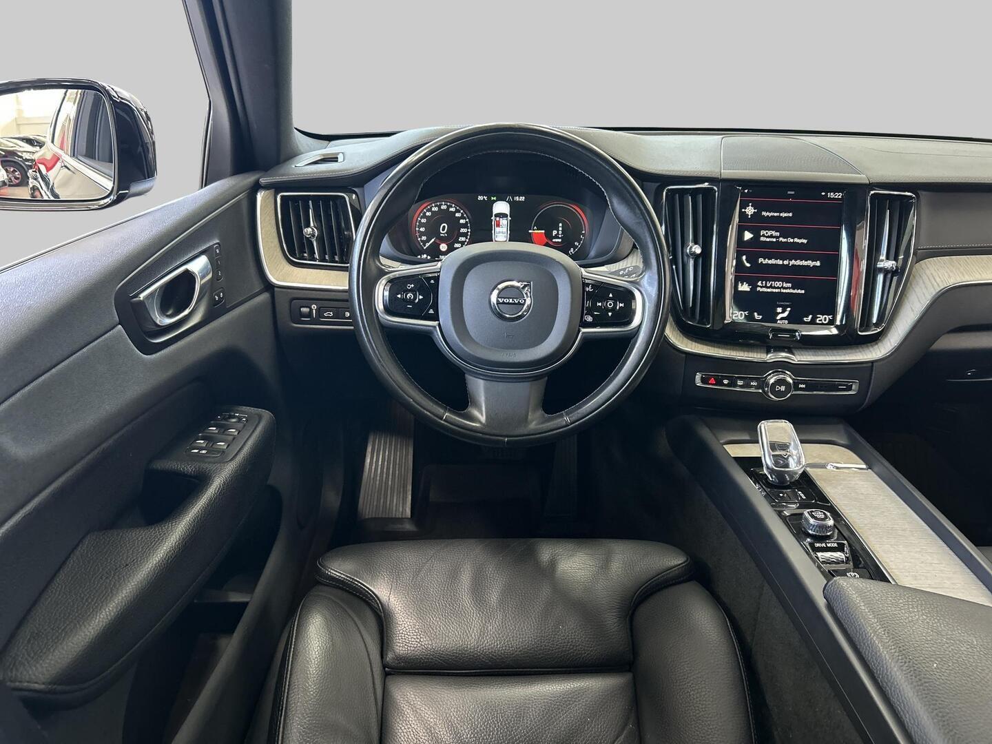 VOLVO XC60 2020