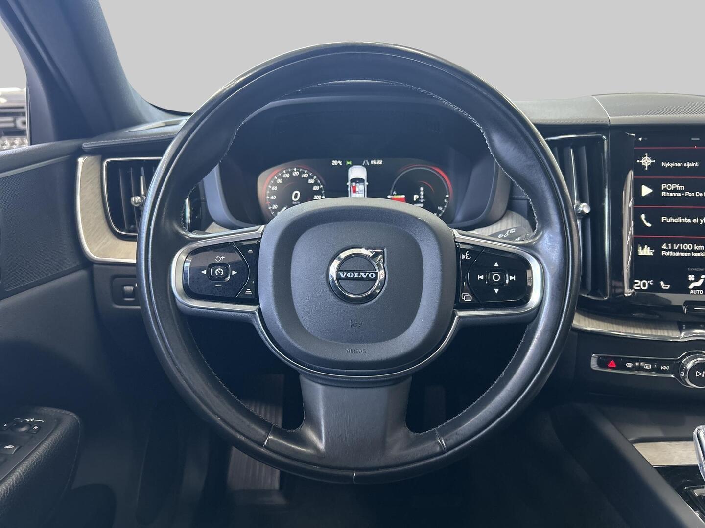 VOLVO XC60 2020