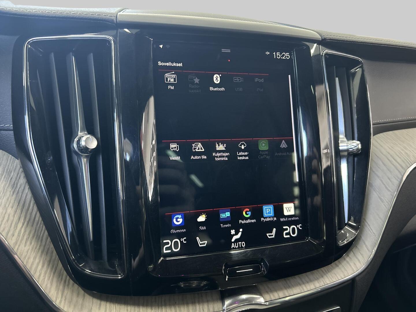VOLVO XC60 2020