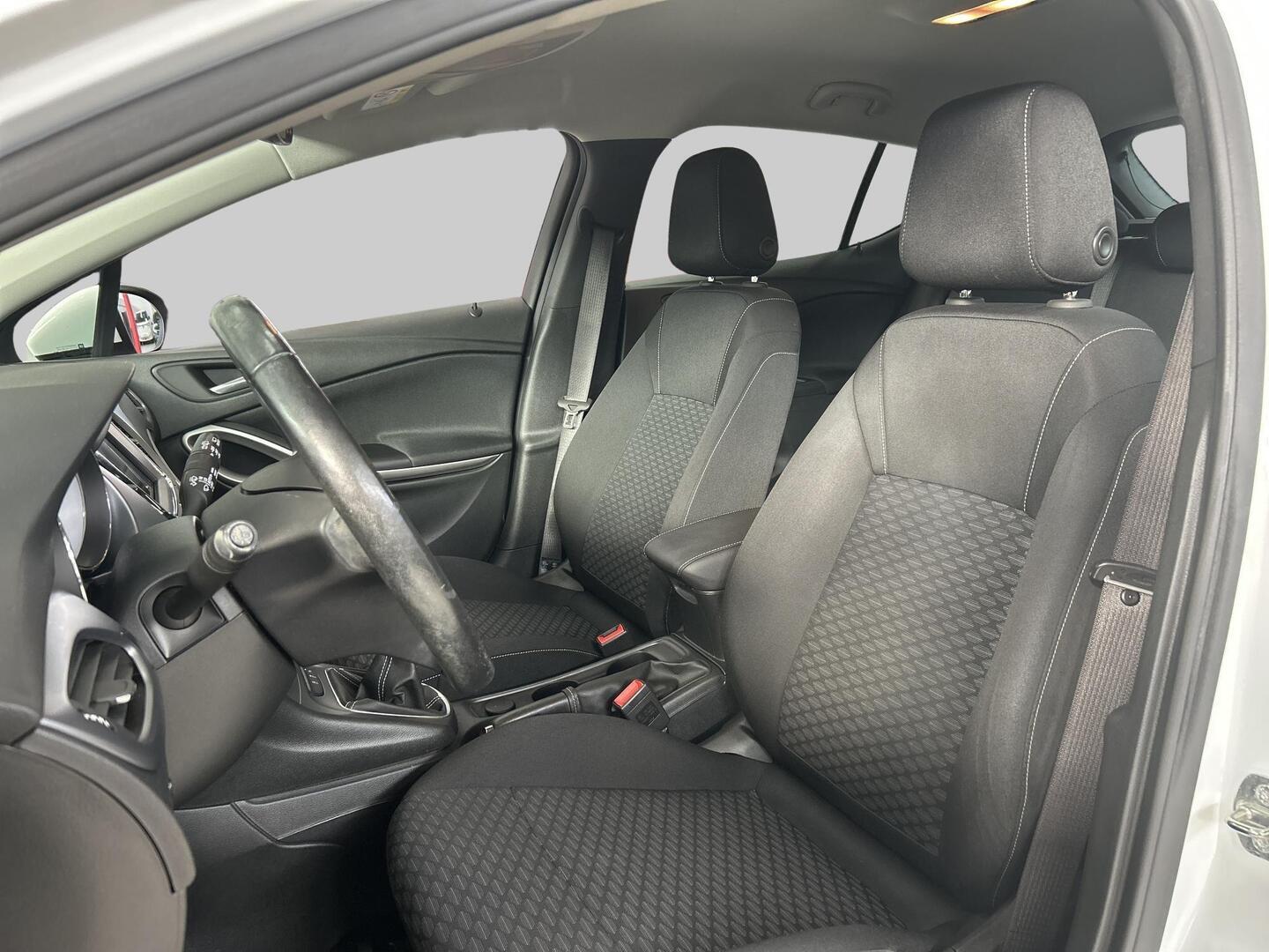 OPEL Astra 2020